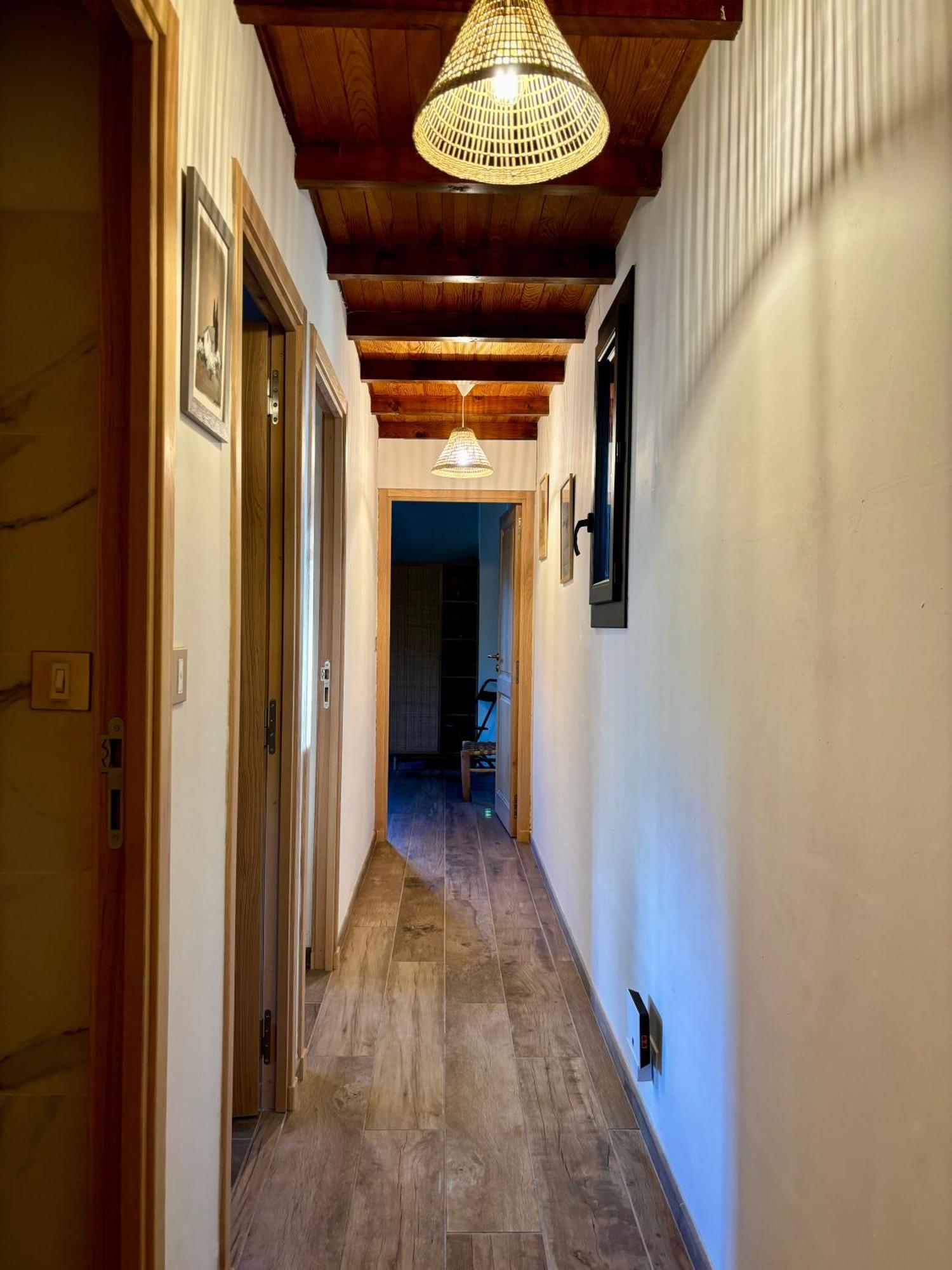 Maison Terre De Lune Mondragon Exteriér fotografie